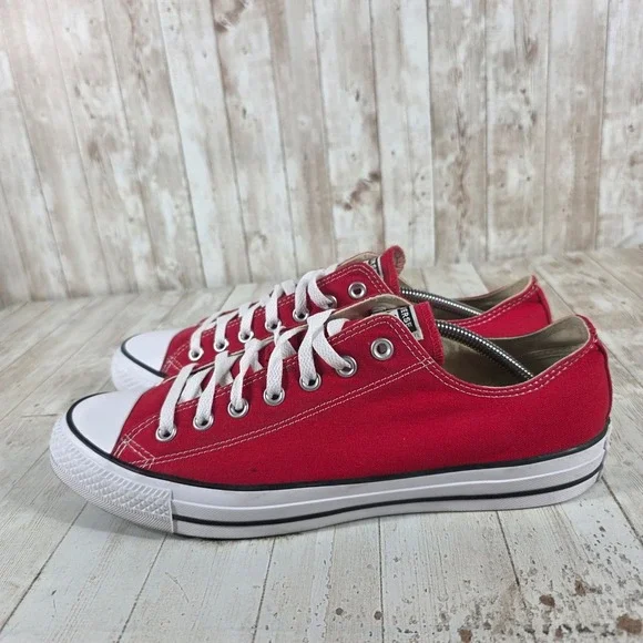 Converse Chuck Taylor All Star Low Top Red Canvas Mens 12 M9696 Sneakers - Picture 2 of 8